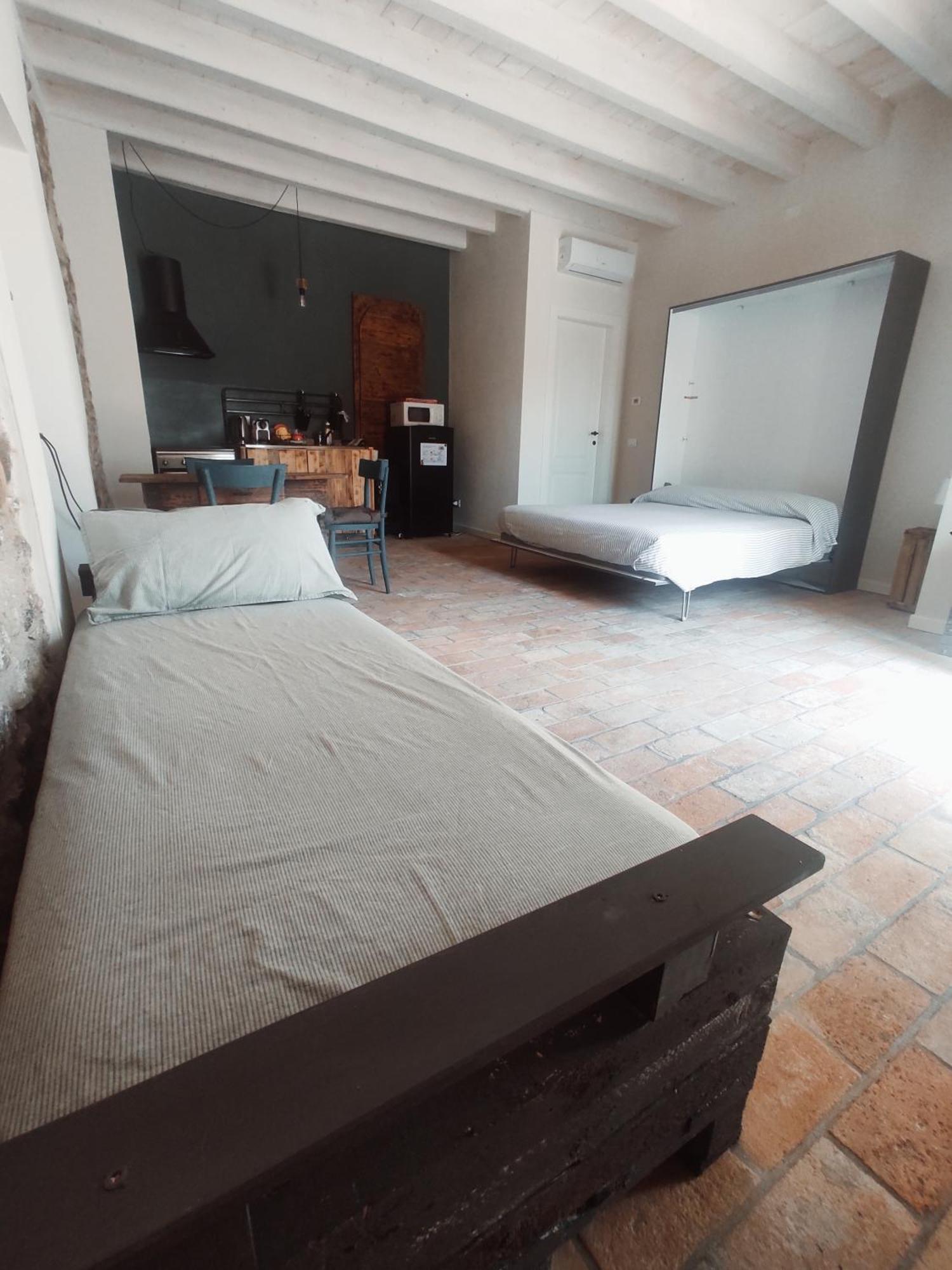 La Casa Di Paolina - Affitti Brevi Appartement Desenzano del Garda Buitenkant foto